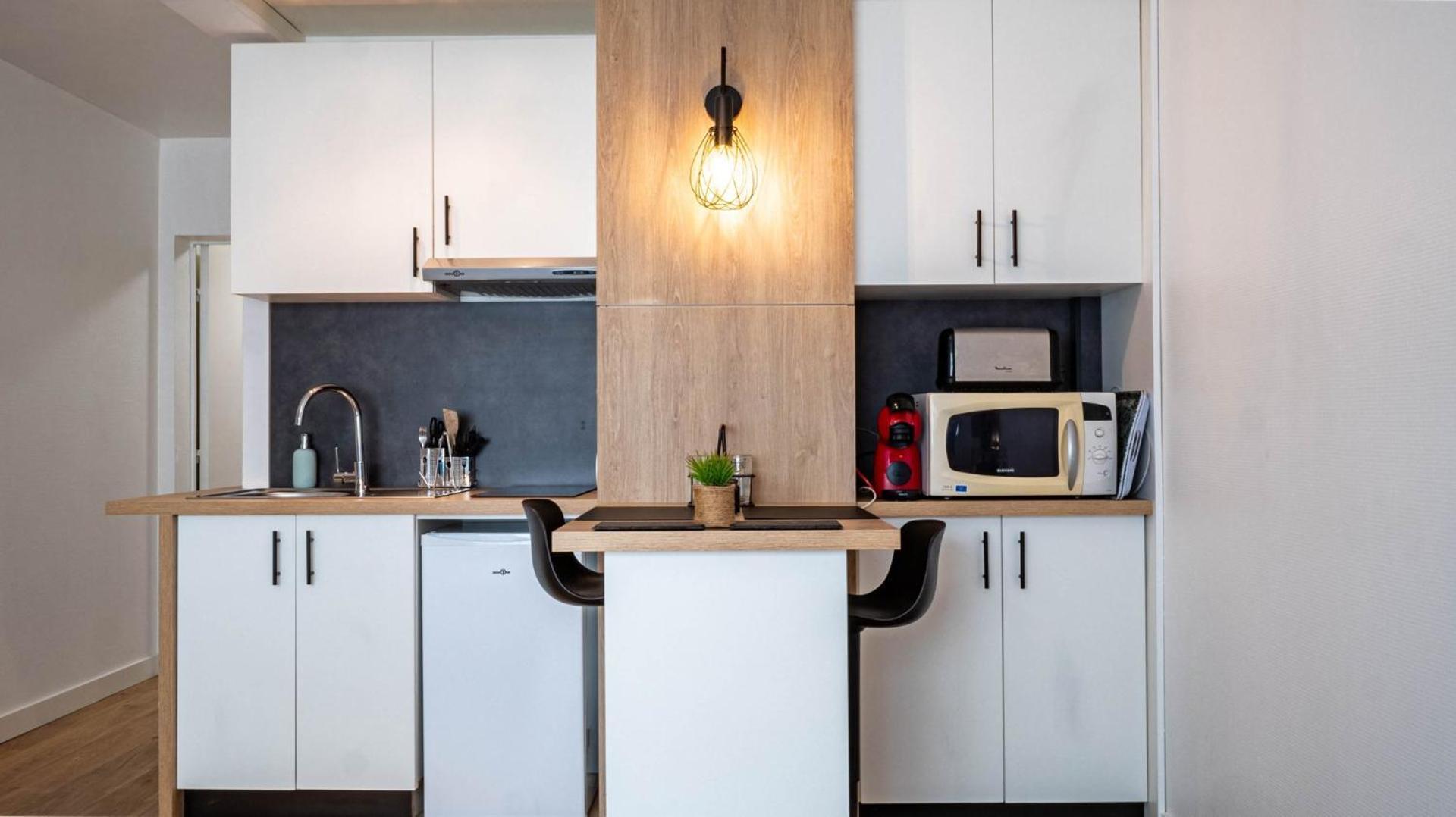 Le Petit Hotel - Superbe Studio Entierement Neuf Poitiers Ngoại thất bức ảnh